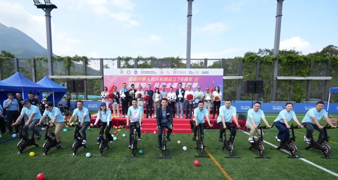 半场-王鹏送点萨里奇点射 青岛海牛暂1-0沧州雄狮